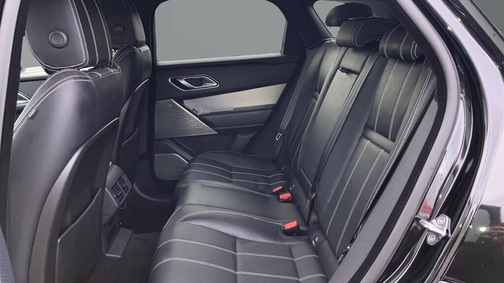 Land Rover Range Rover Velar Edition Black #4