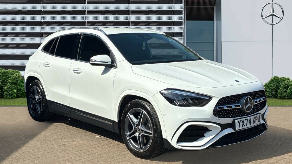 Mercedes-Benz GLA Class Amg Line White