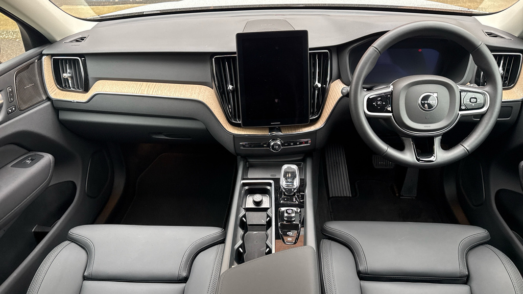 Volvo XC60 Plus Grey #5