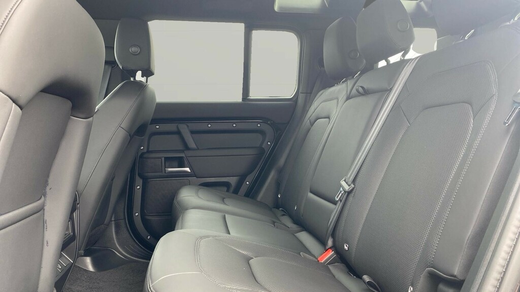 Land Rover Defender 110 X-dynamic Se WA75ZRJ Black #4