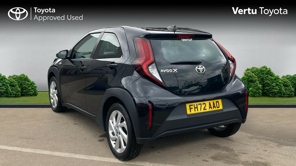 Toyota Aygo X Pure FH72AAO Black #4