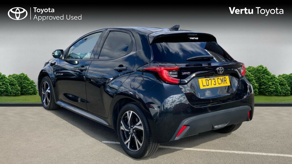 Toyota Yaris Design LD73CMR Black #4