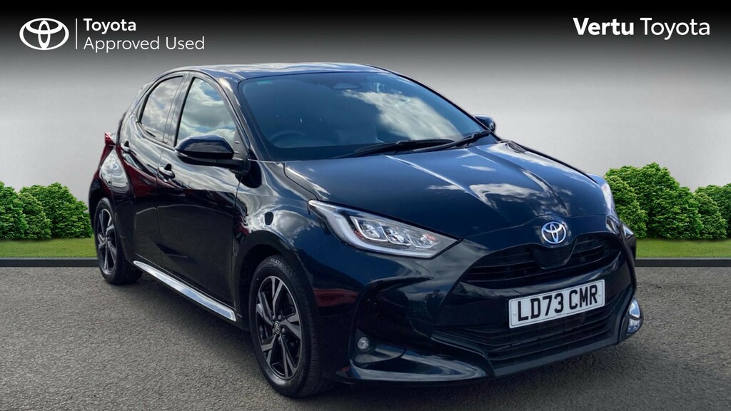 Toyota Yaris Design Black