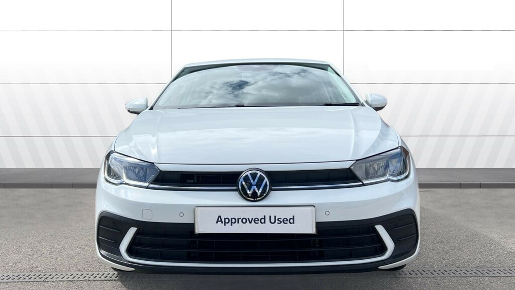 Volkswagen Polo Match White #3
