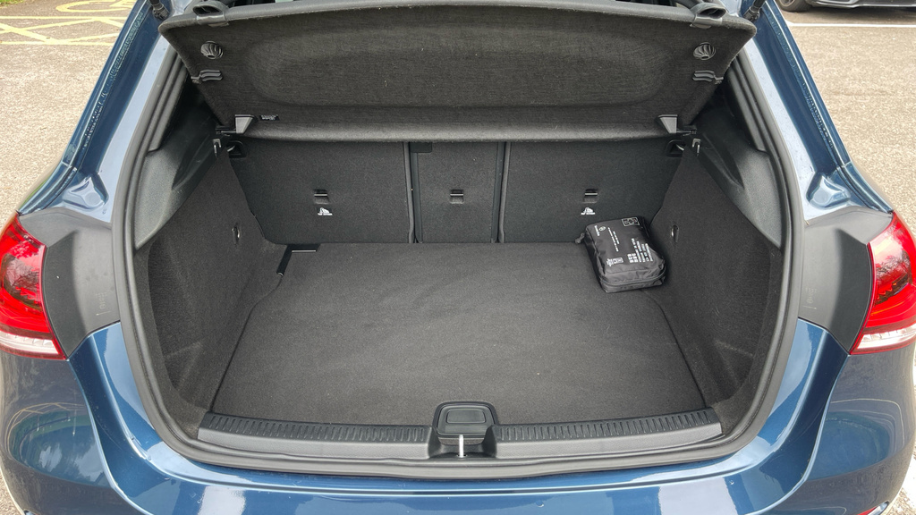 Mercedes-Benz A Class Sport RX72UKE Blue #4