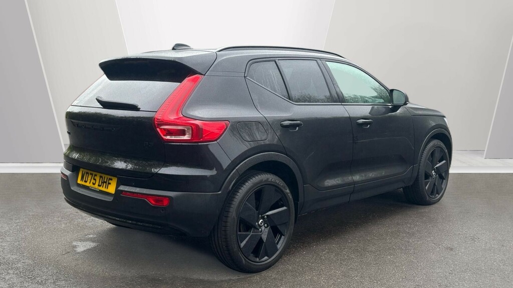 Volvo XC40 Plus Black Edition WD75DHF Black #2