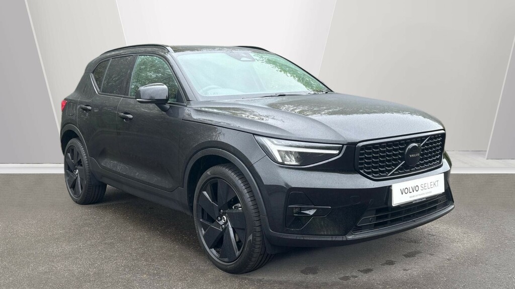 Volvo XC40 Plus Black Edition Black