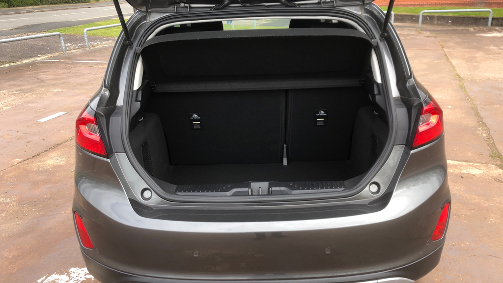 Ford Fiesta Active Grey #4