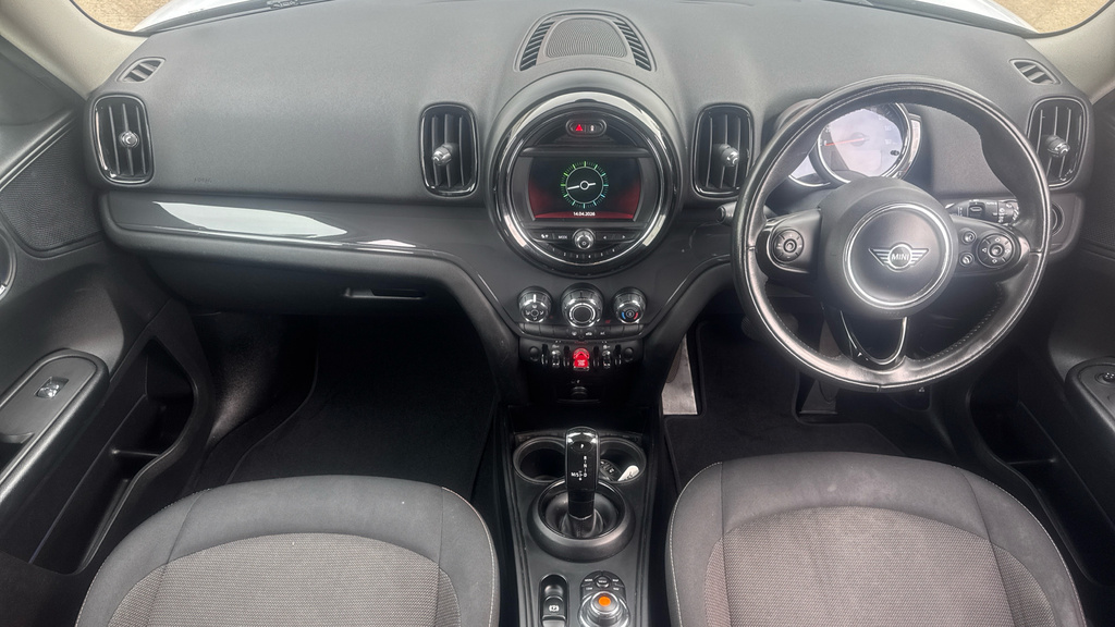 Mini Countryman Cooper Classic MM68KYR White #3