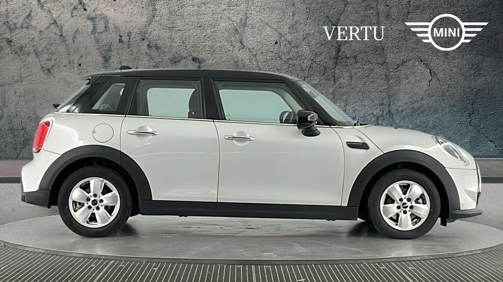 Mini Hatch Cooper Classic YG72VKZ White #3