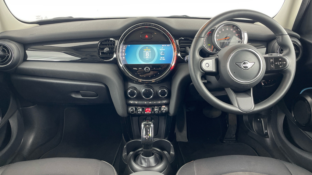 Mini Hatch Cooper Classic YG72VKZ White #4