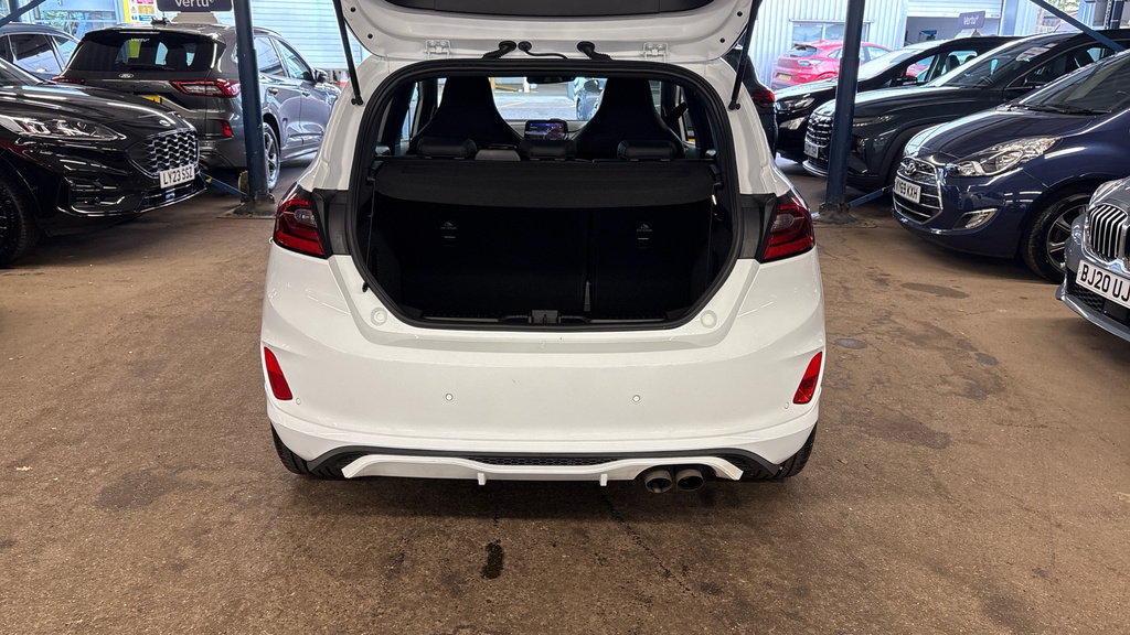 Ford Fiesta St-3 DP73XHC White #4