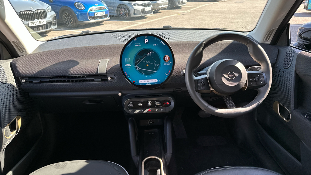 Mini Hatch E Classic KO24EZL Black #4