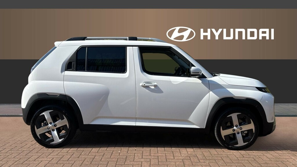 Hyundai Inster 02 White #5