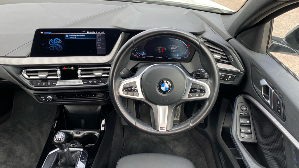 BMW 1 Series M Sport YF73VPT White #5