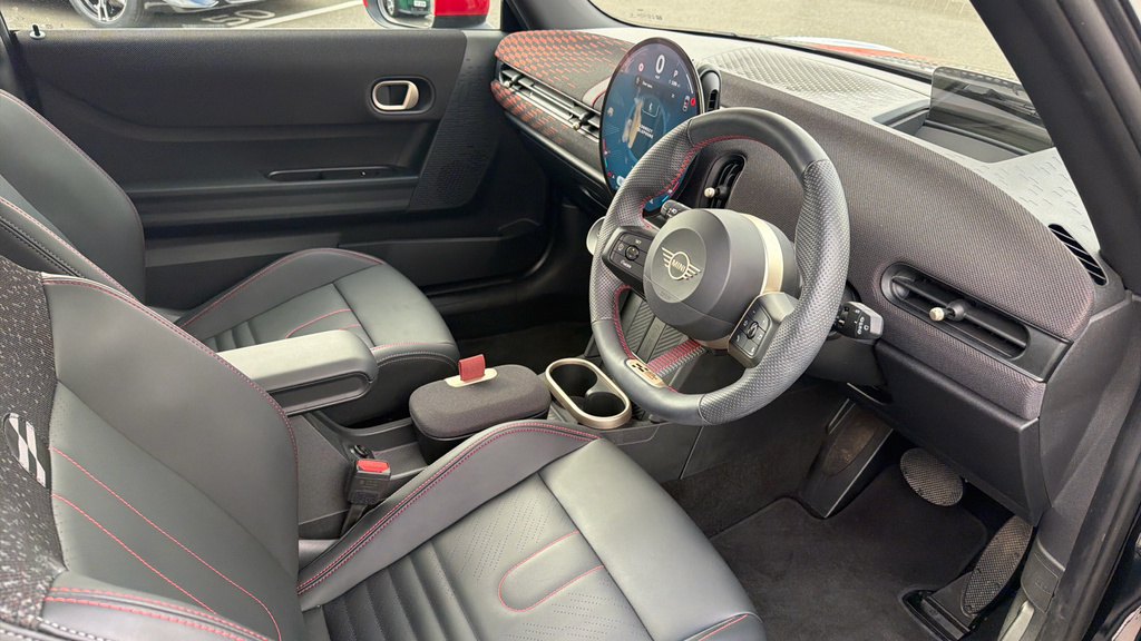 Mini Hatch C Sport NU24ODG Black #6