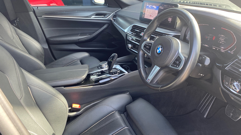 BMW 5 Series M Sport Black #6