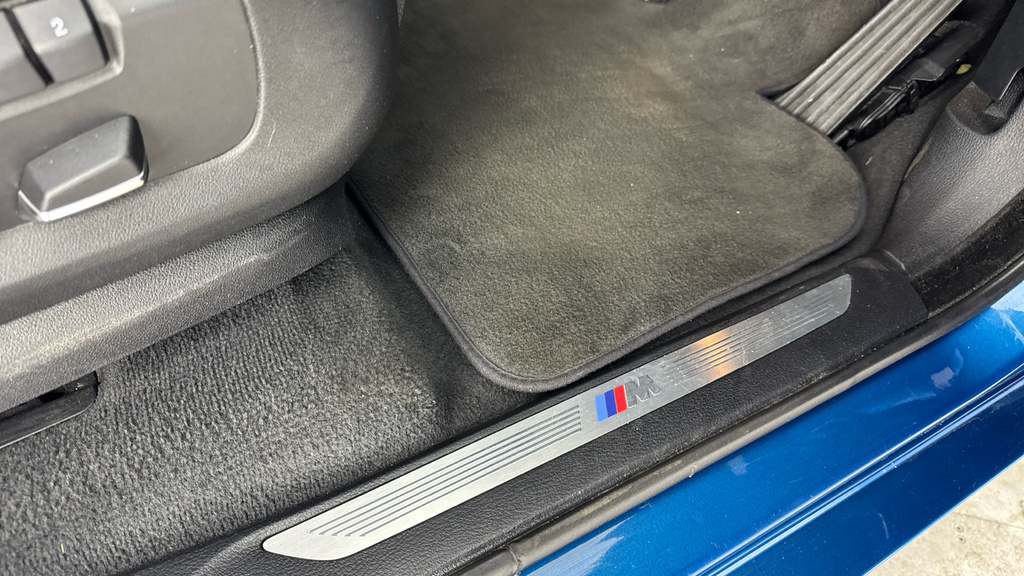 BMW X6 M M Sport Edition Blue #35