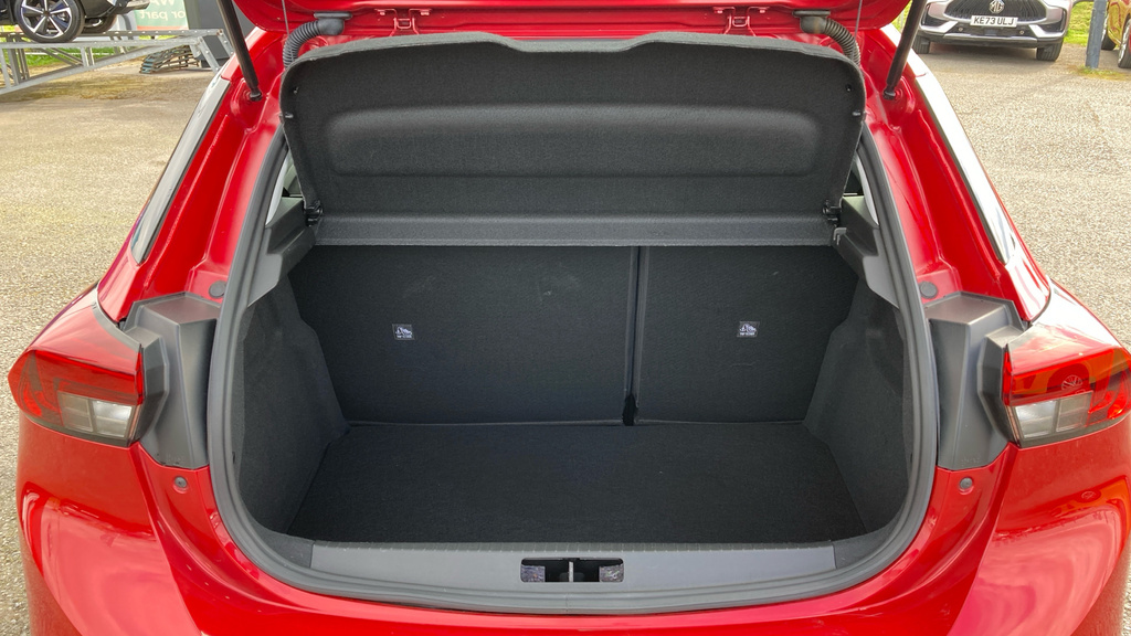 Vauxhall Corsa Design PY73EOF Red #4