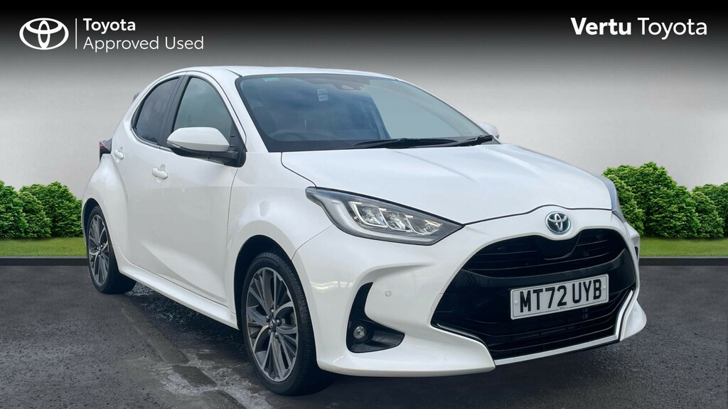 Toyota Yaris Excel White