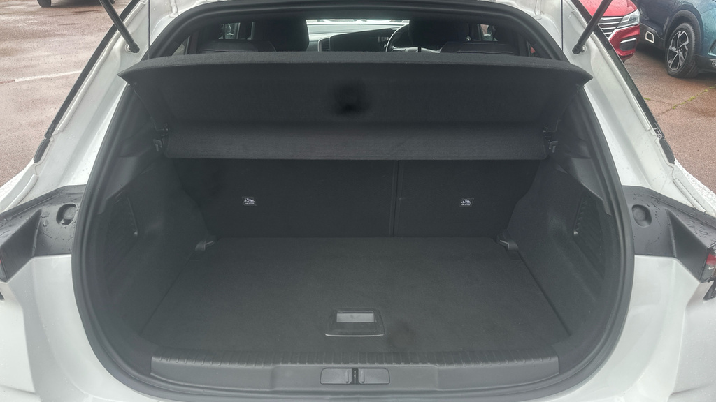 Vauxhall Mokka Ultimate YP73LZL White #4