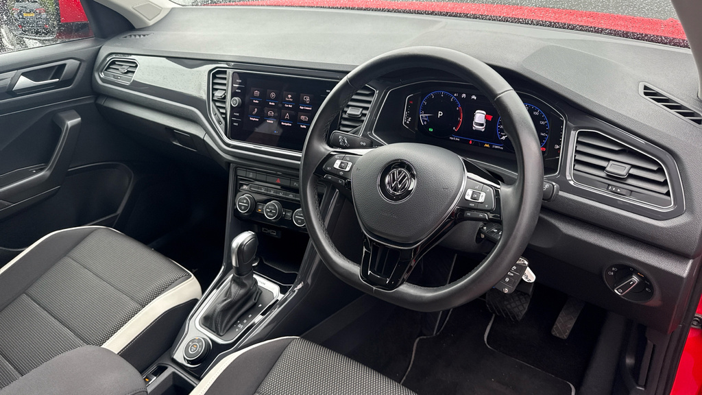 Volkswagen T-Roc Sel Red #6