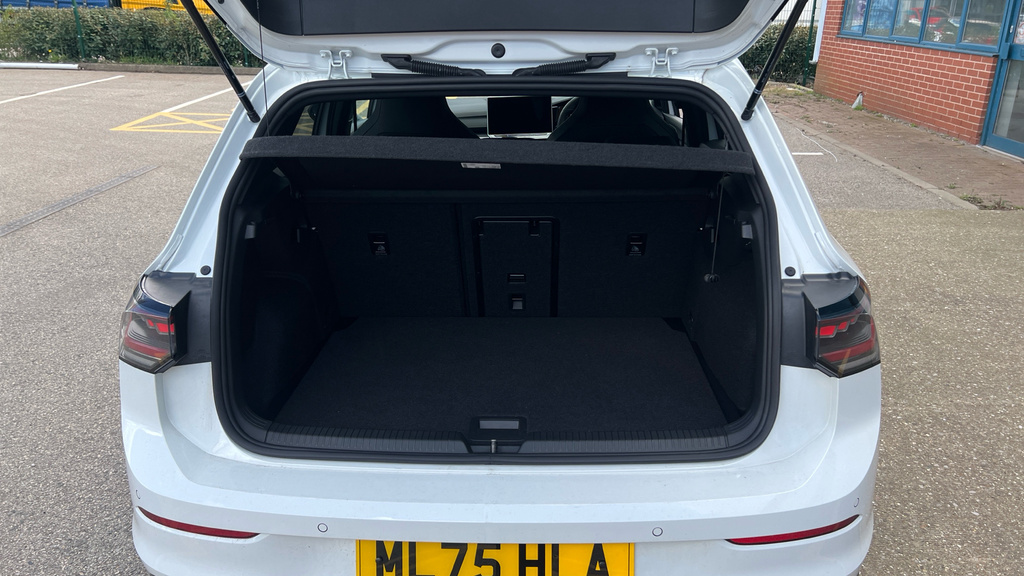 Volkswagen Golf Black Edition ML75HLA White #4
