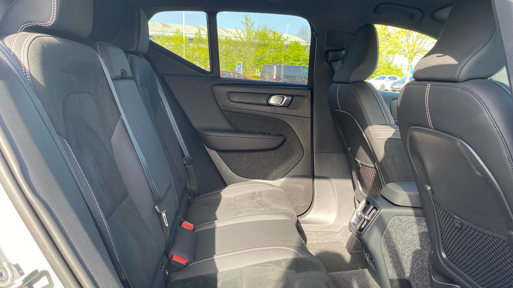 Volvo XC40 Plus Grey #6
