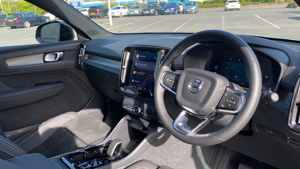 Volvo XC40 Plus Grey #4