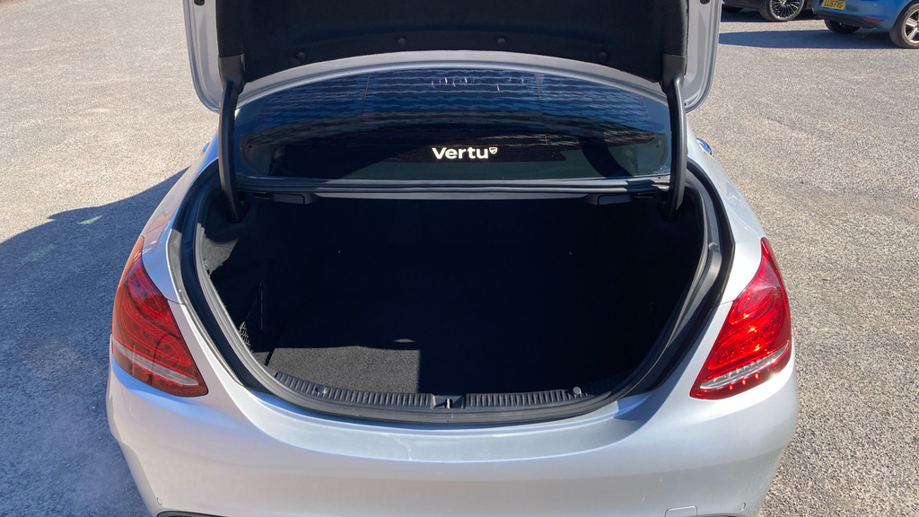 Mercedes-Benz C Class Amg Line WG65UFL Silver #4