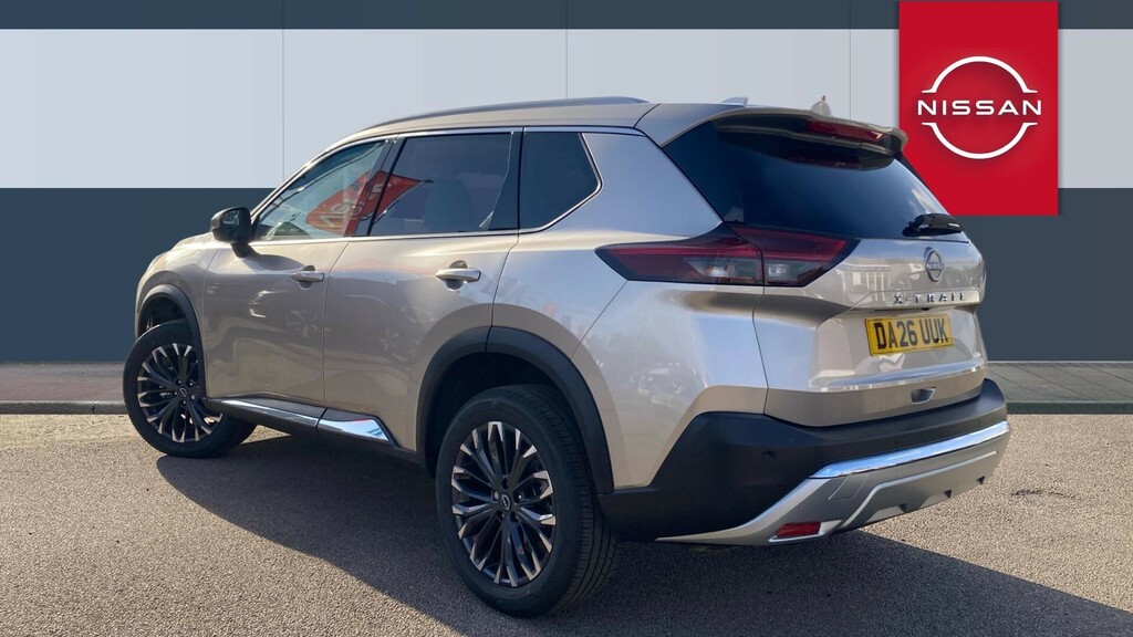 Nissan X-Trail Tekna Silver #2