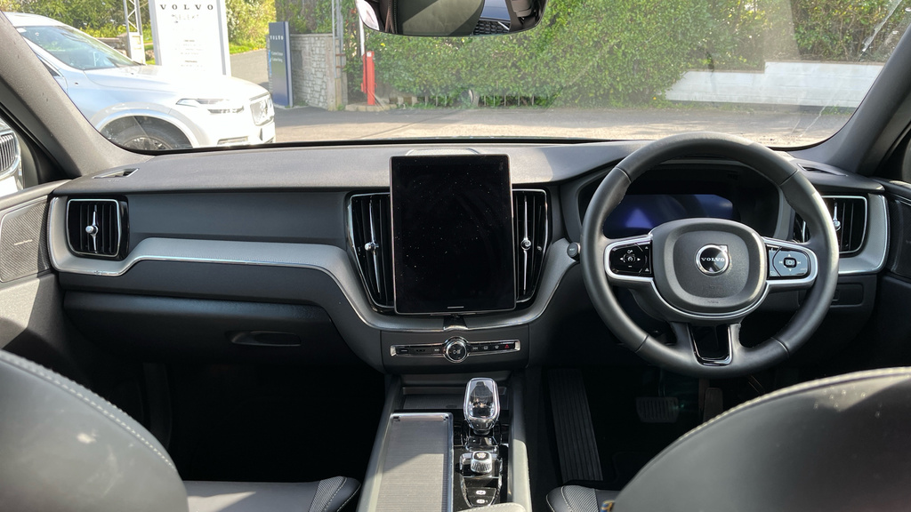 Volvo XC60 Plus Black Edition WF75EDP Black #5