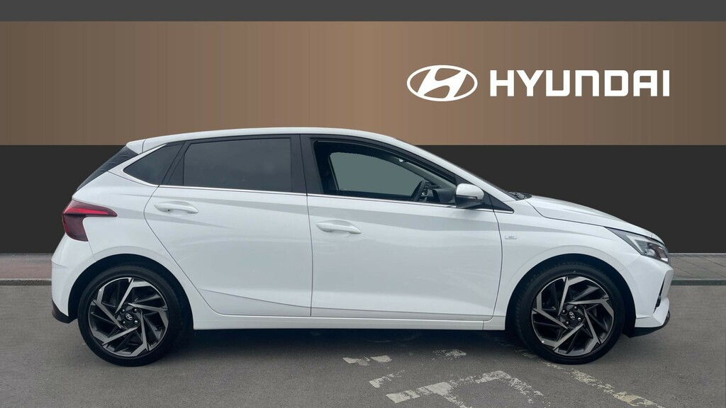 Hyundai I20 Premium White #5