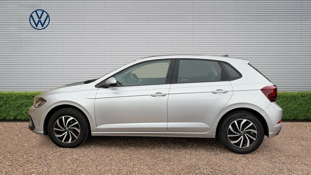 Volkswagen Polo Life Silver #4