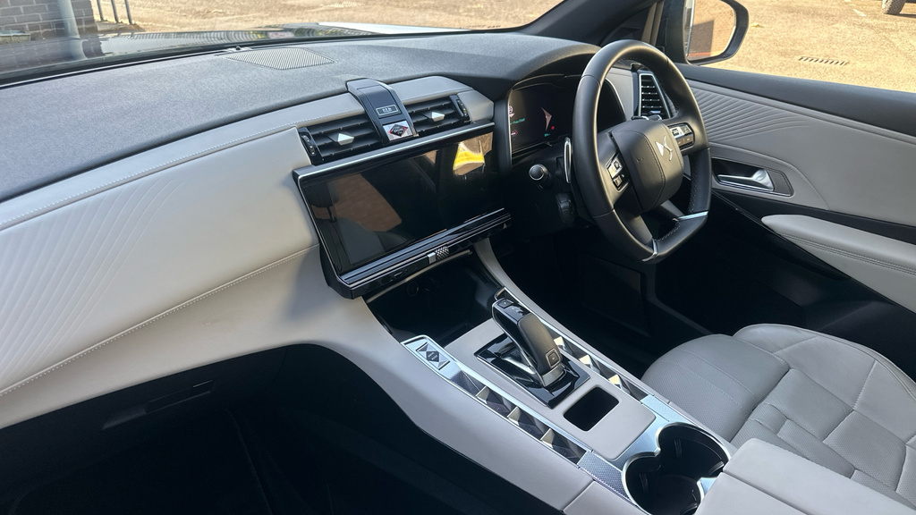DS DS 7 Crossback Performance Line White #9