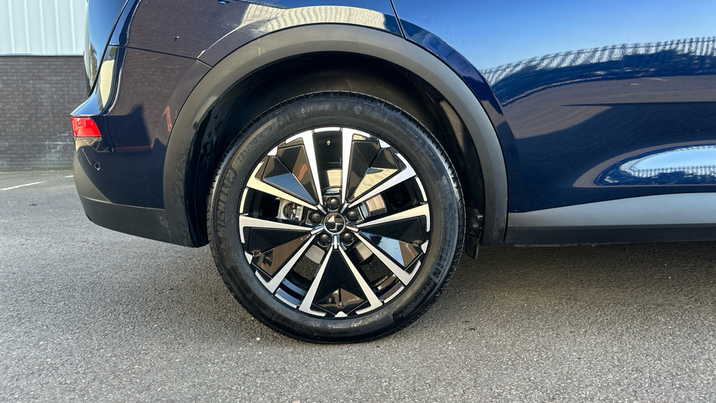 DS DS 7 Crossback Performance Line White #7