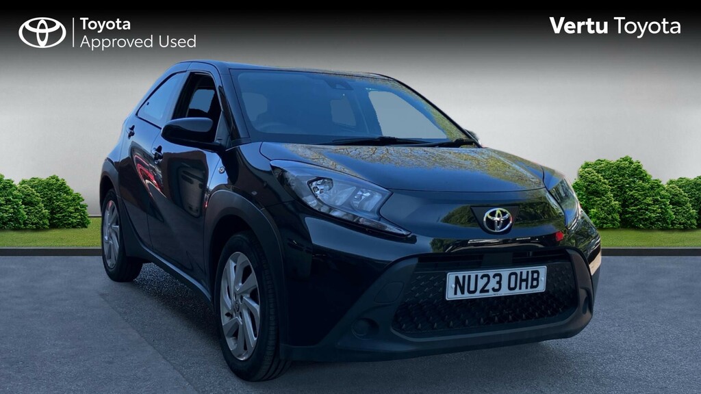 Toyota Aygo X Pure Black