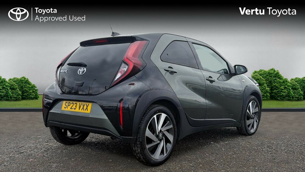 Toyota Aygo X Edge SP23VXX Green #2
