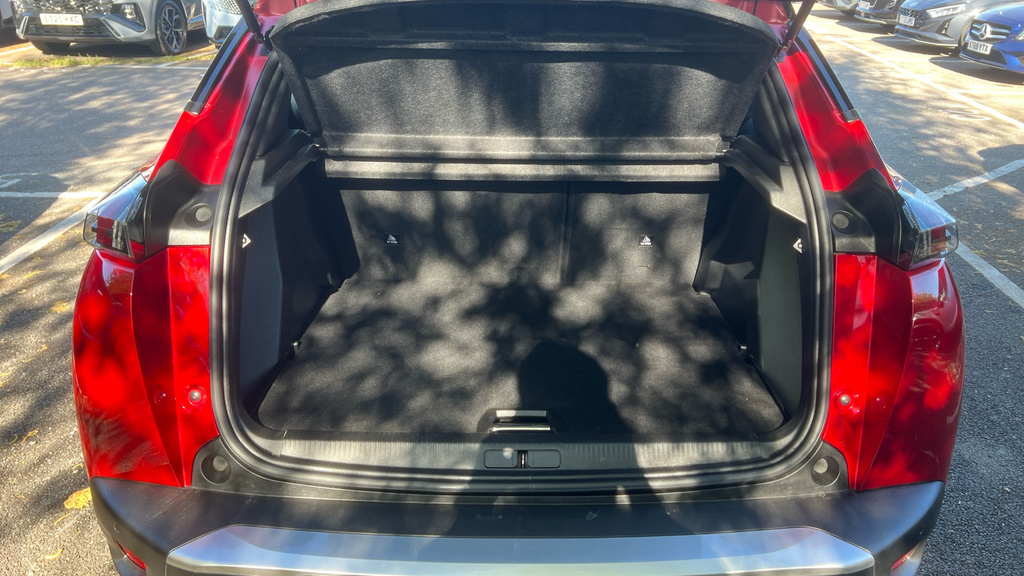 Peugeot 2008 Gt OV23VZR Red #4