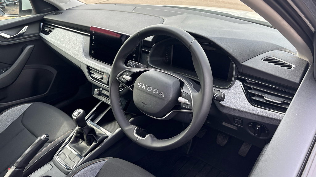 Skoda Scala Se Edition KT25OHA White #6