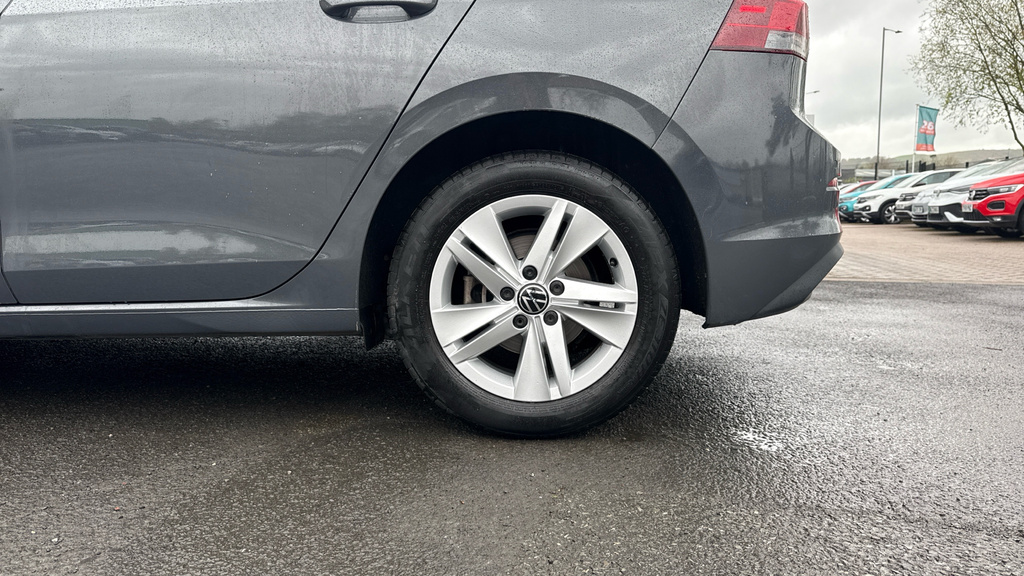 Volkswagen Golf Life Grey #5