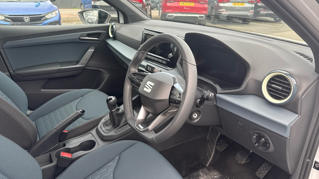 Seat Arona Se NU26USW Black #6