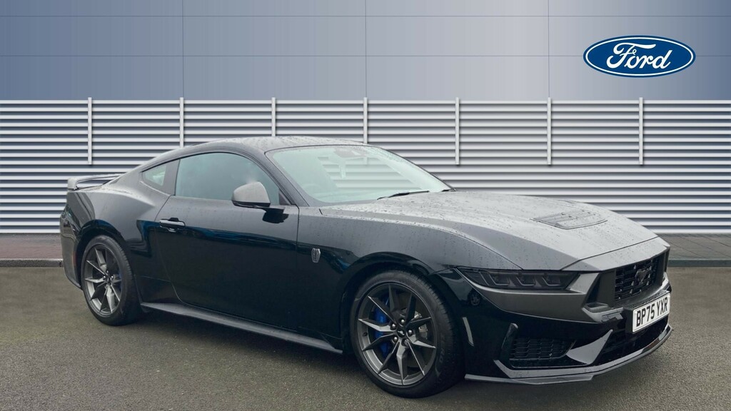 Ford Mustang Dark Horse Black