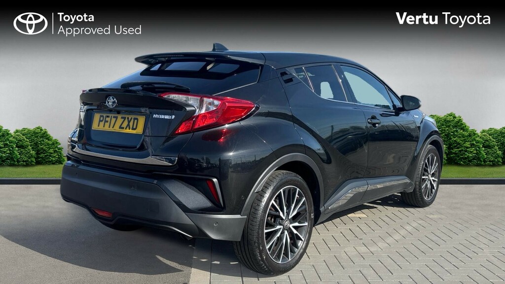 Toyota C-Hr Excel Black #2
