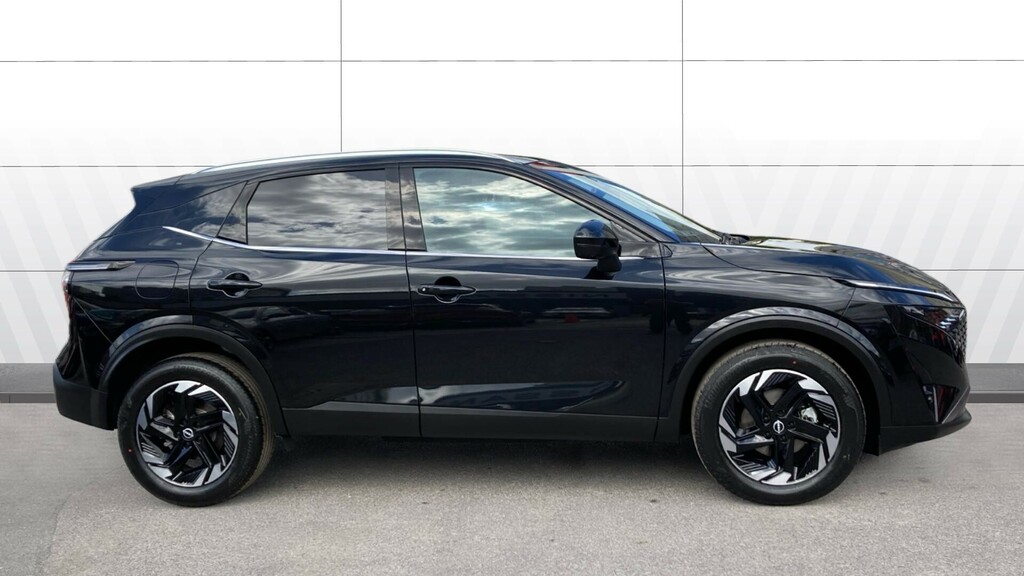 Nissan Qashqai N-connecta YF25VZR Black #5
