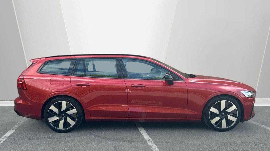 Volvo V60 Plus Red #3