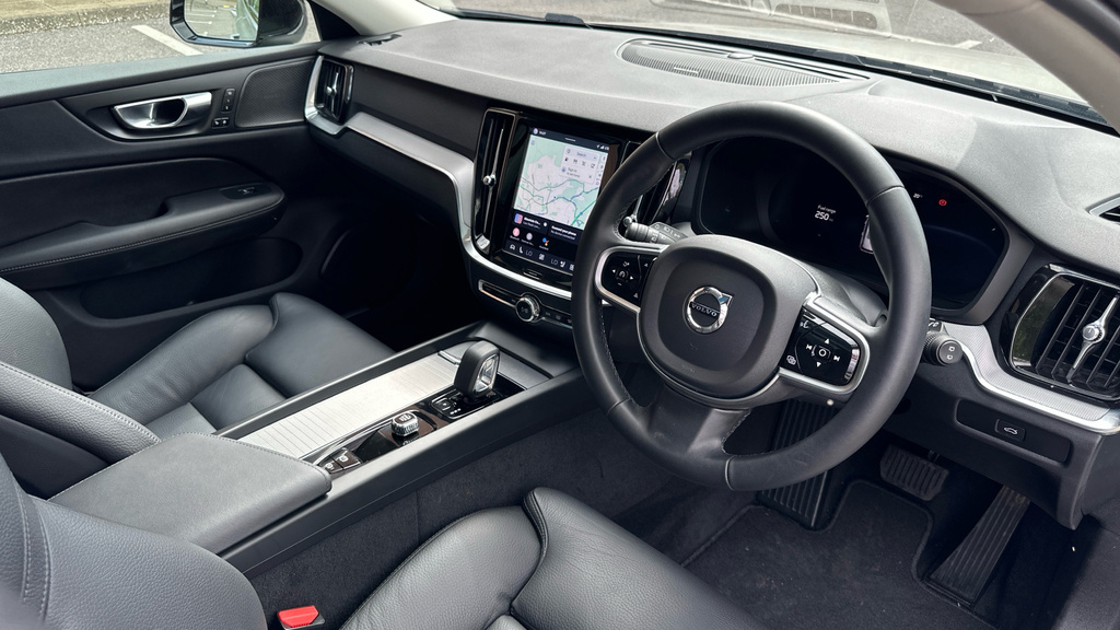 Volvo V60 Ultra Silver #4