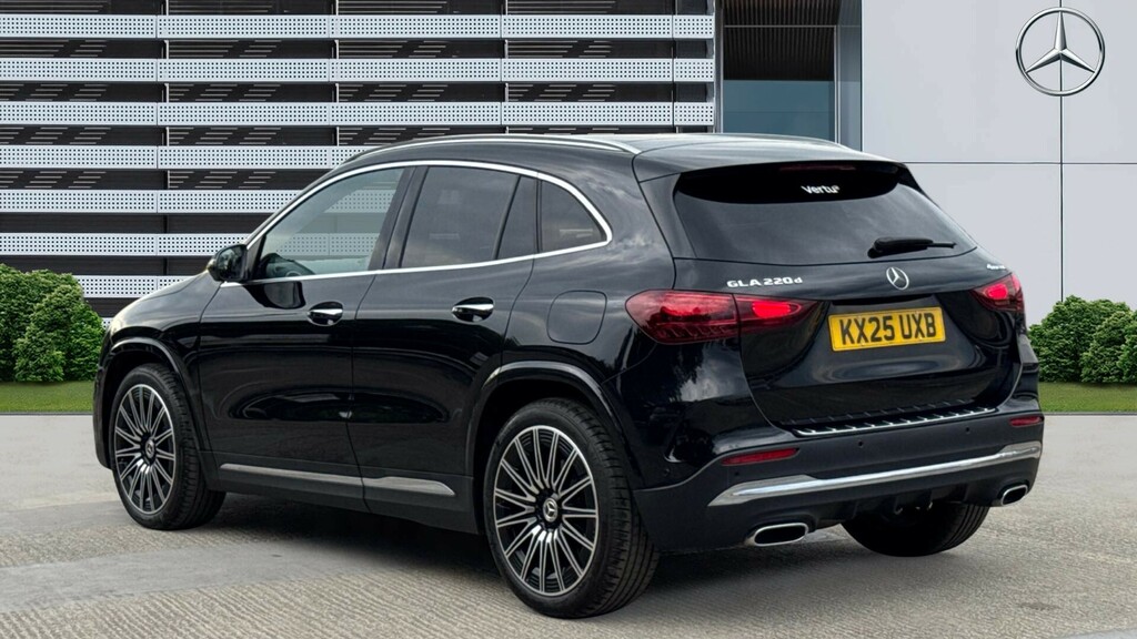 Mercedes-Benz GLA Class Amg Line KX25UXB Black #2