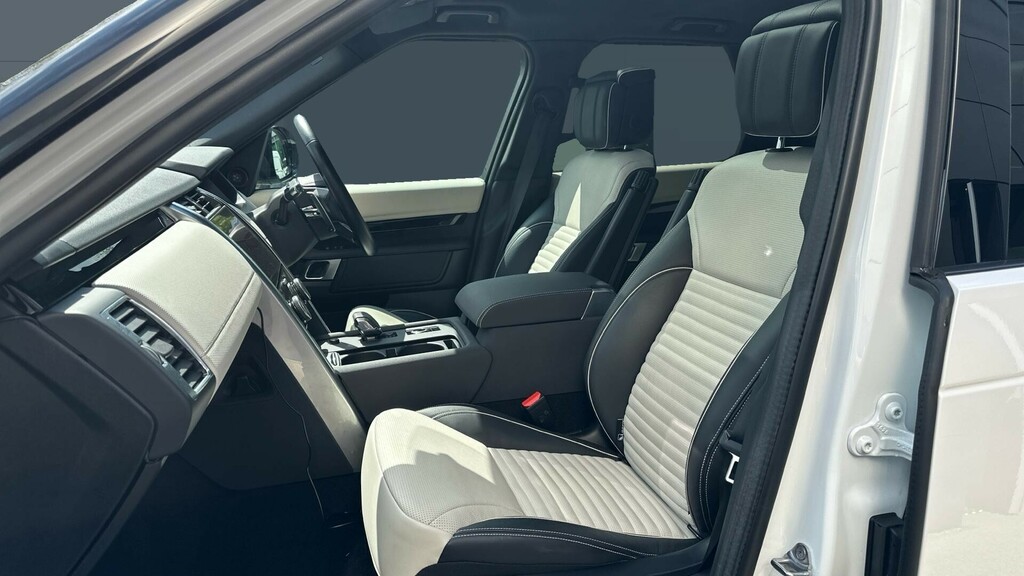 Land Rover Discovery R-dynamic Hse White #3