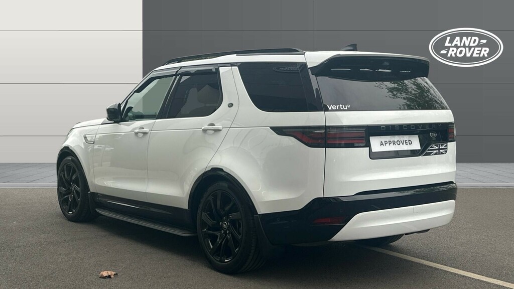 Land Rover Discovery R-dynamic Hse White #2